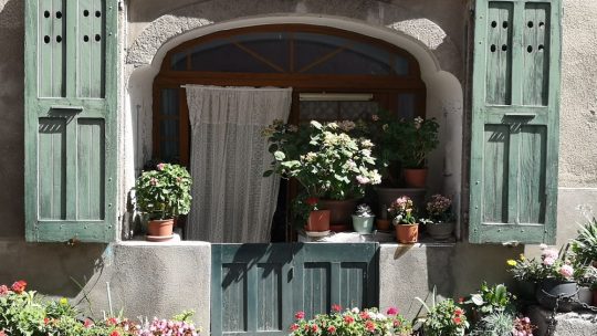 L&rsquo;Art de la Céramique Provençale : Zoom sur les Numéros de Maison