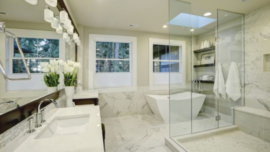 Transformez votre salle de bains avec une douche italienne